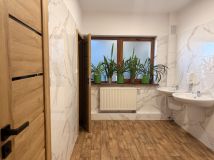 Hala/magazyn Jelenia Góra Cieplice Śląskie-Zdrój. Zdjęcie 4