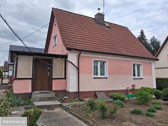dom wolnostojący, 2 pokoje Szczecin Gumieńce, ul. Chlebowa. Zdjęcie 1