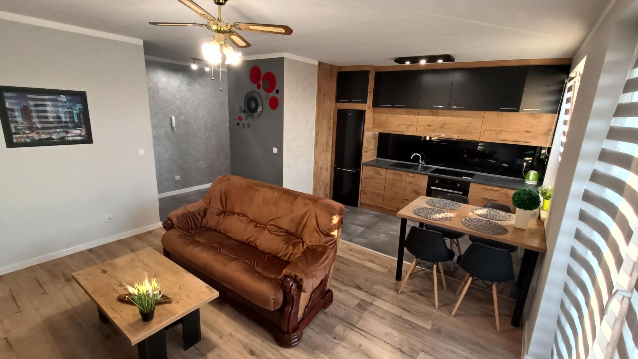 Radomsko, Św Jadwigi Królowej Mieszkanie - 2 pokoje - 46 m² - 2 piętro