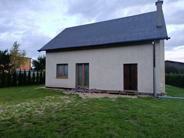 dom wolnostojący, 4 pokoje Koteże. Zdjęcie 1