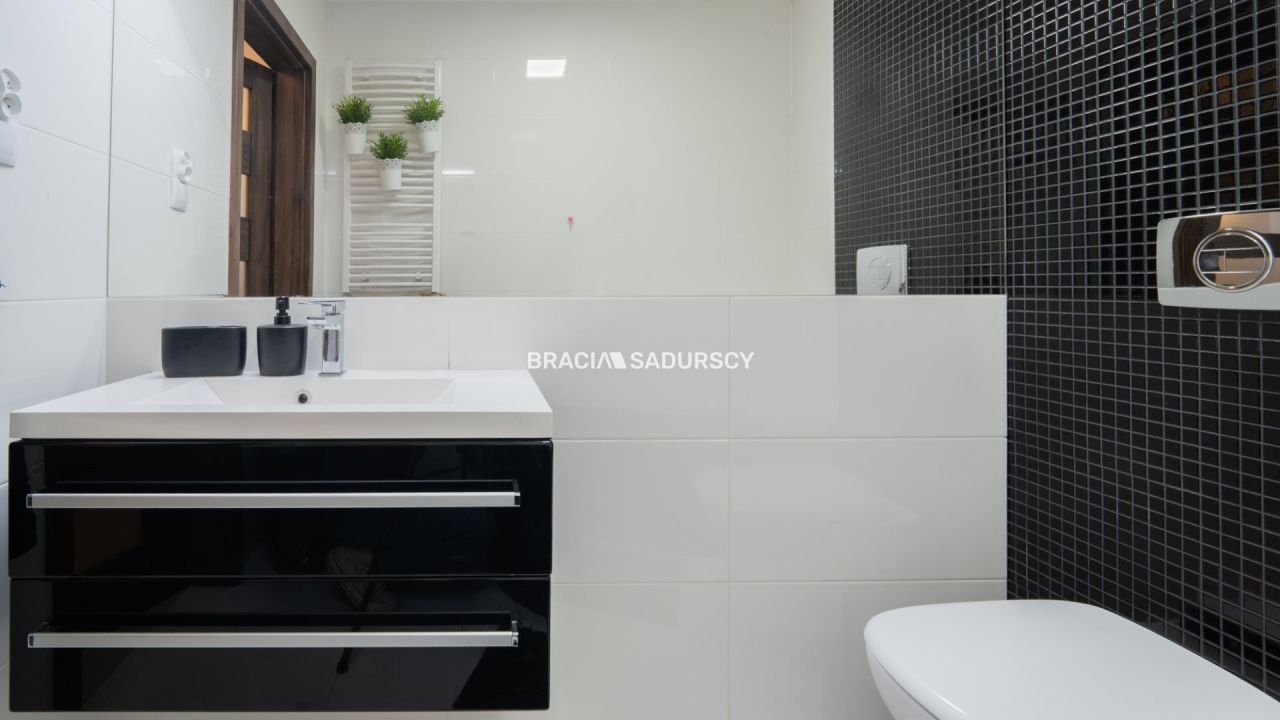 Mieszkanie 3-pokojowe Kraków Bieżanów, ul. Henryka i Karola Czeczów. Zdjęcie 13