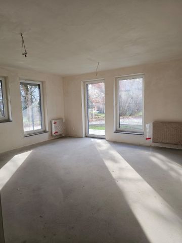 Mieszkanie 3-pokojowe Gorlice, ul. Józefa Kapuścińskiego. Zdjęcie 9