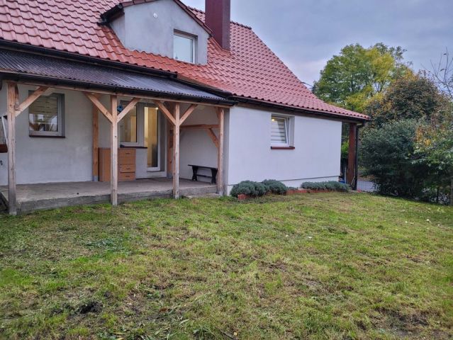 Mieszkanie 3-pokojowe Garwół. Zdjęcie 1