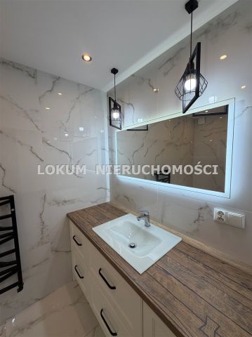 dom wolnostojący, 5 pokoi Bąków, ul. Jasna. Zdjęcie 7