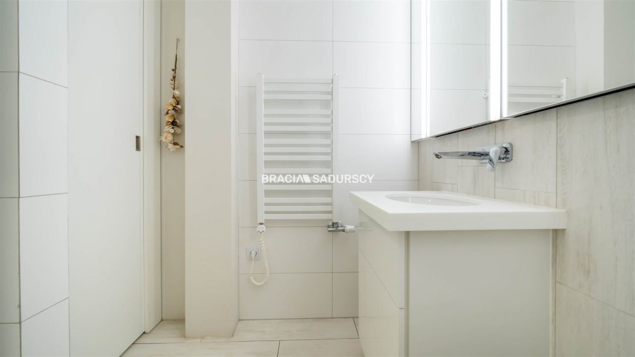 Mieszkanie 2-pokojowe Kraków Zwierzyniec, ul. rtm. Zbigniewa Dunin-Wąsowicza. Zdjęcie 33