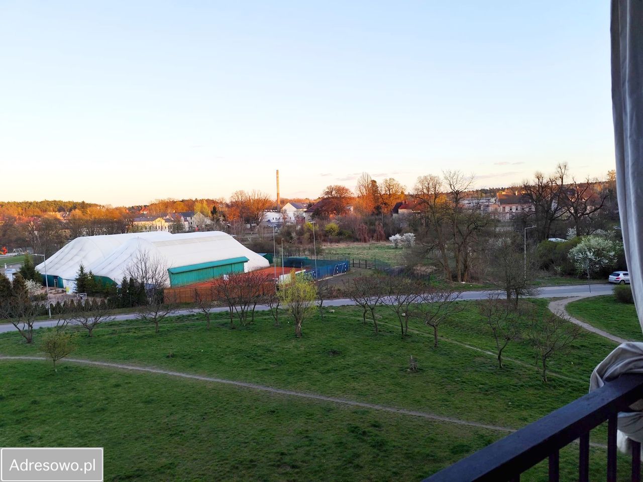 Mieszkanie 3-pokojowe Żary. Zdjęcie 18