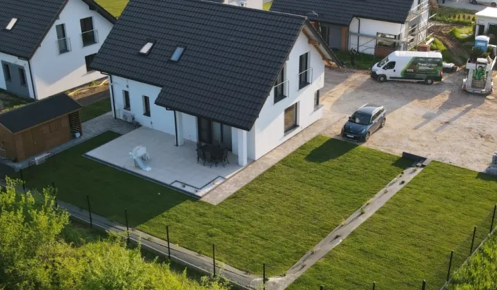 dom wolnostojący, 5 pokoi Łukowa Popławy, Łukowa