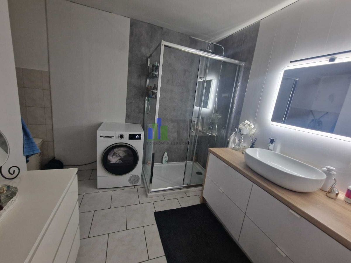 dom wolnostojący, 5 pokoi Kiełczów. Zdjęcie 12