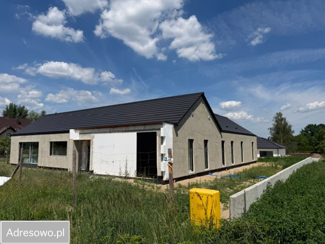 dom wolnostojący, 4 pokoje Zielona Góra Chynów, ul. Złota. Zdjęcie 1