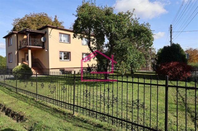 dom wolnostojący, 6 pokoi Golasowice. Zdjęcie 2