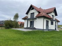 dom wolnostojący, 5 pokoi Trybsz Gliniki, Bereki