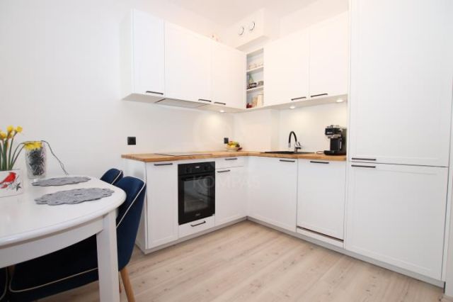 Mieszkanie 3-pokojowe Wrocław, ul. Klasztorna. Zdjęcie 2