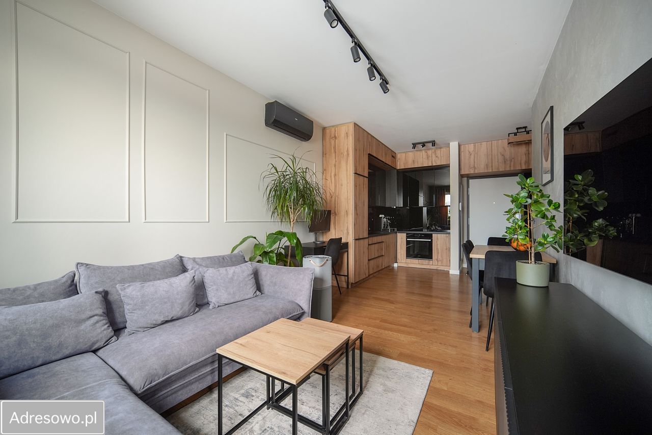 Mieszkanie 2-pokojowe Warszawa Praga-Północ, ul. Aleksandra Kotsisa. Zdjęcie 1