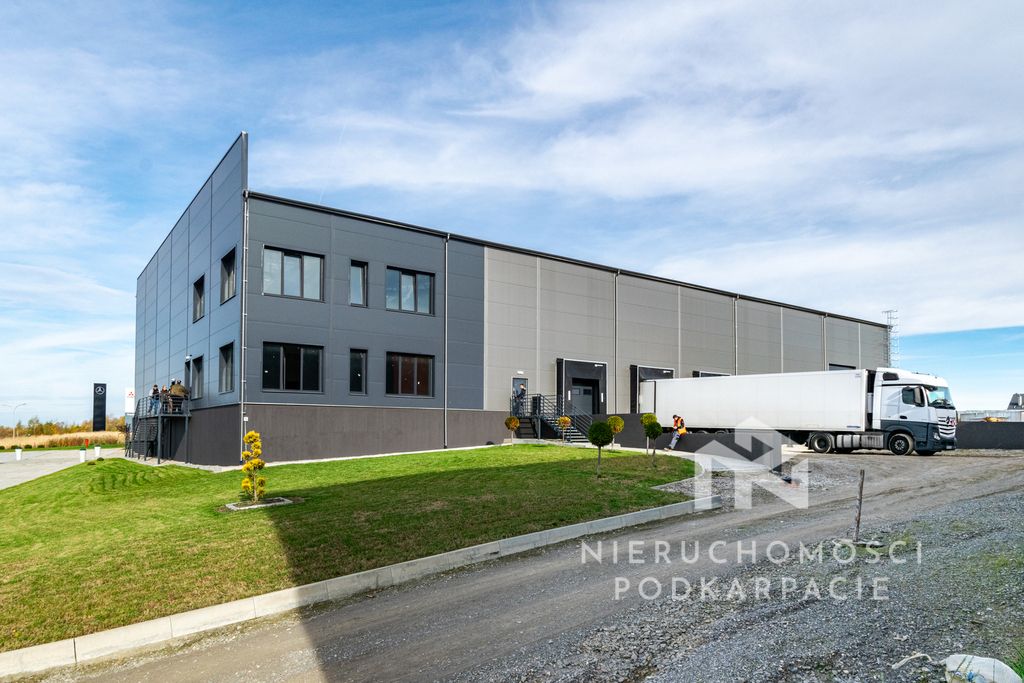 Hala/magazyn Rzeszów, ul. Ludwika Chmury. Zdjęcie 3