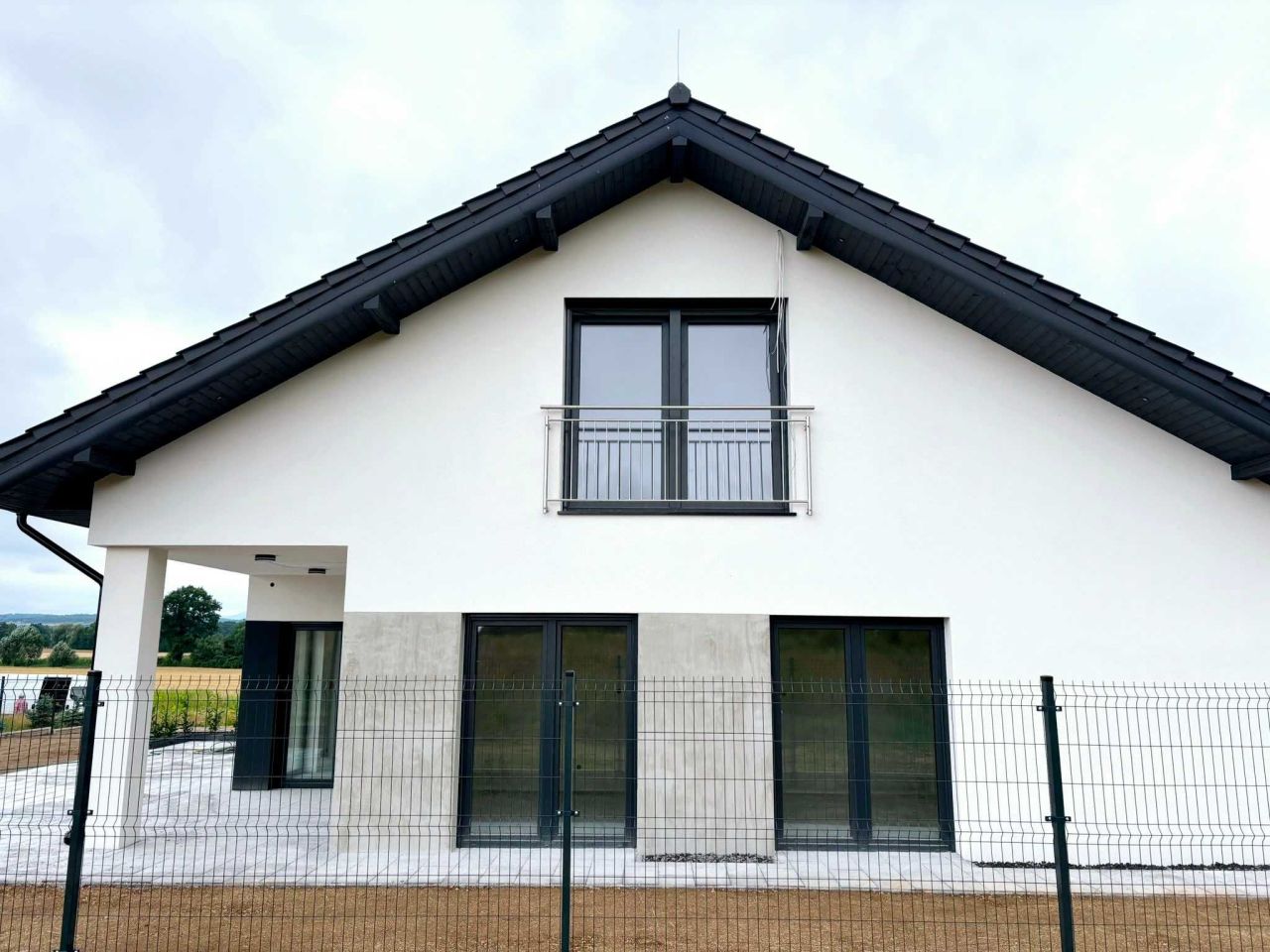 dom wolnostojący, 3 pokoje Olszany. Zdjęcie 3
