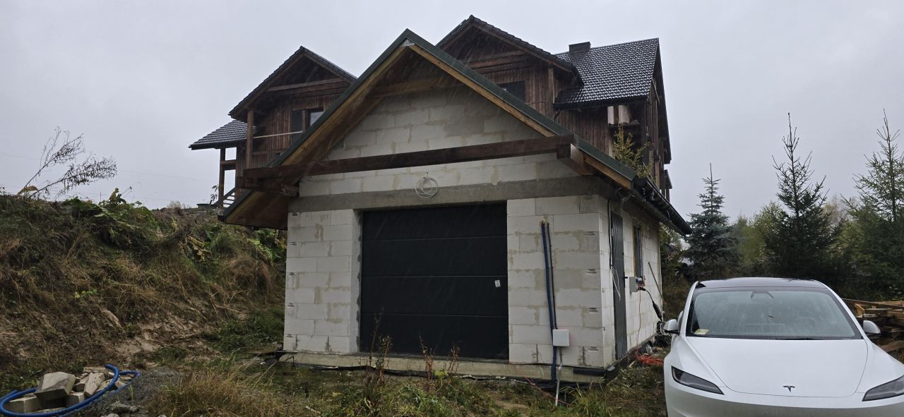 dom wolnostojący, 3 pokoje Lutowiska. Zdjęcie 5