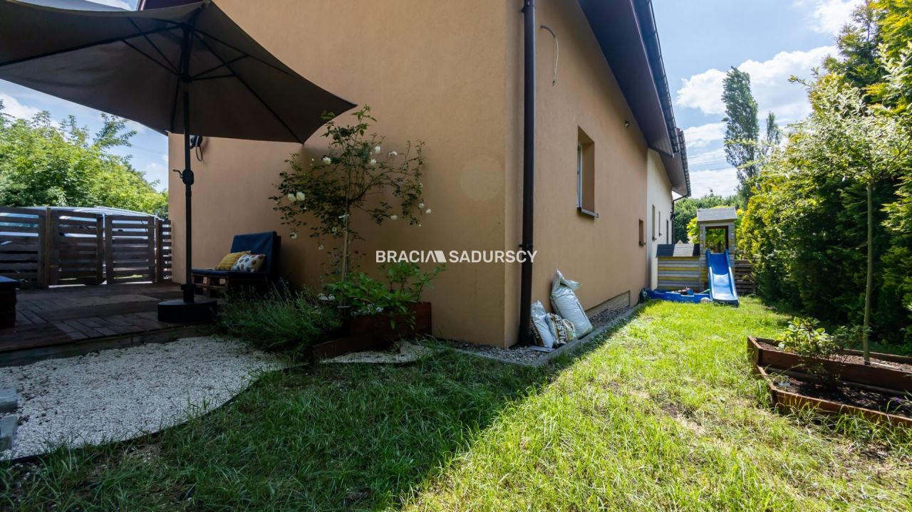 bliźniak, 4 pokoje Brzesko, ul. Czarnowiejska. Zdjęcie 23