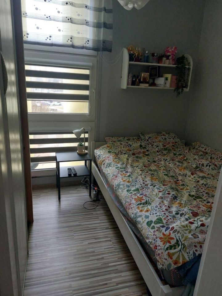 Mieszkanie 4-pokojowe Sieradz. Zdjęcie 3