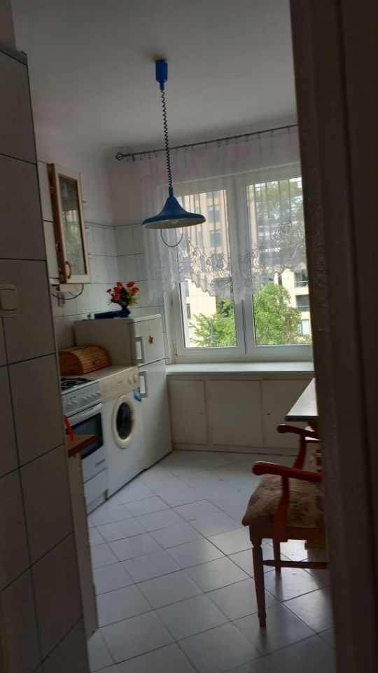 Mieszkanie 2-pokojowe Warszawa Śródmieście, ul. Stawki. Zdjęcie 2