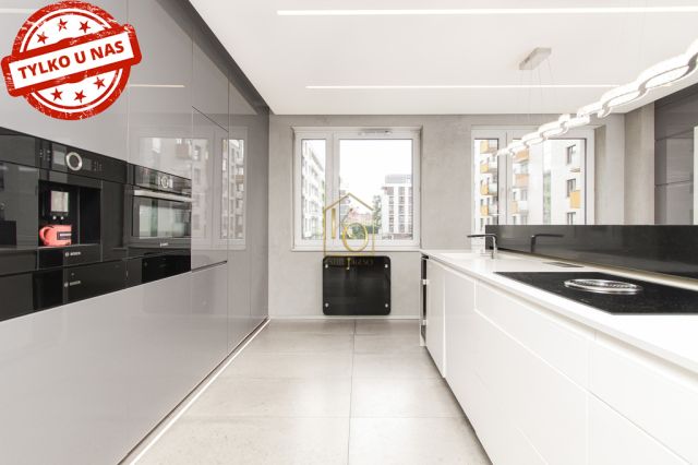 Mieszkanie 3-pokojowe Wrocław Tarnogaj, ul. Jesionowa. Zdjęcie 4