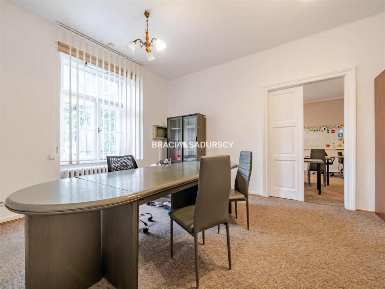 Mieszkanie 3-pokojowe Kraków Stare Miasto, pl. gen. Władysława Sikorskiego. Zdjęcie 2