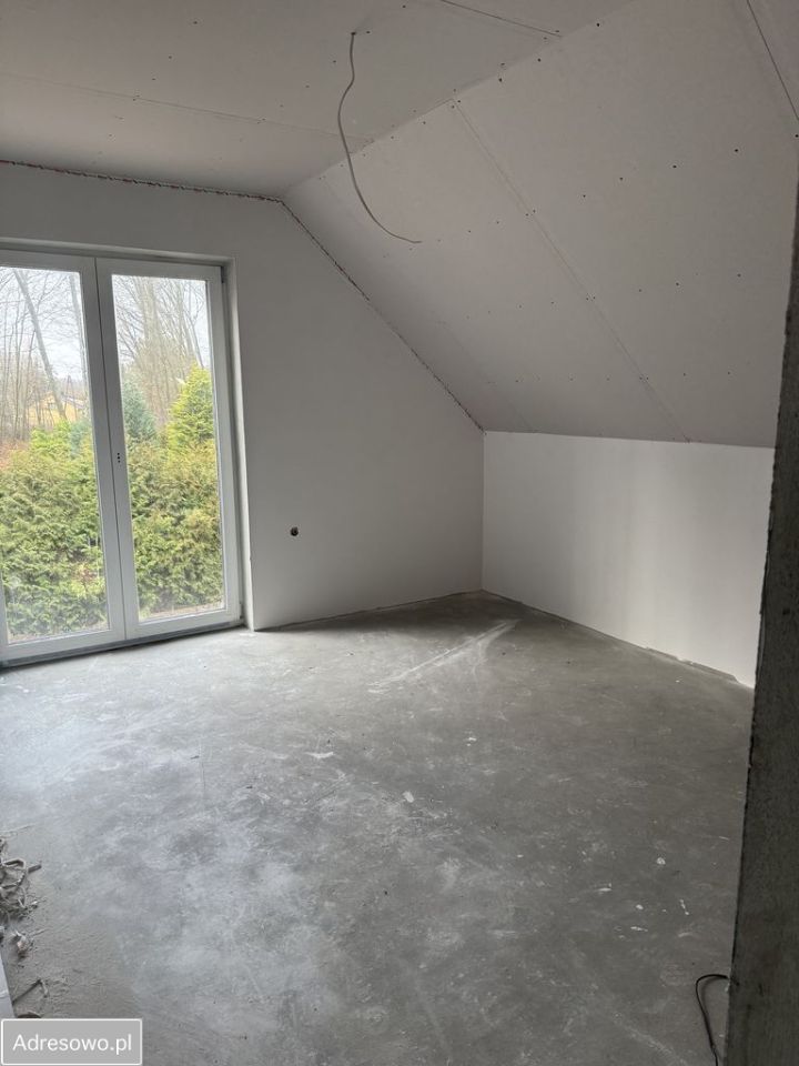 dom wolnostojący, 5 pokoi Grotniki, ul. Krzemień. Zdjęcie 11