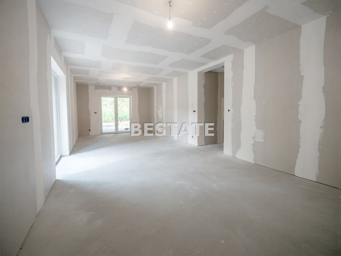dom wolnostojący, 4 pokoje Pogórska Wola. Zdjęcie 5