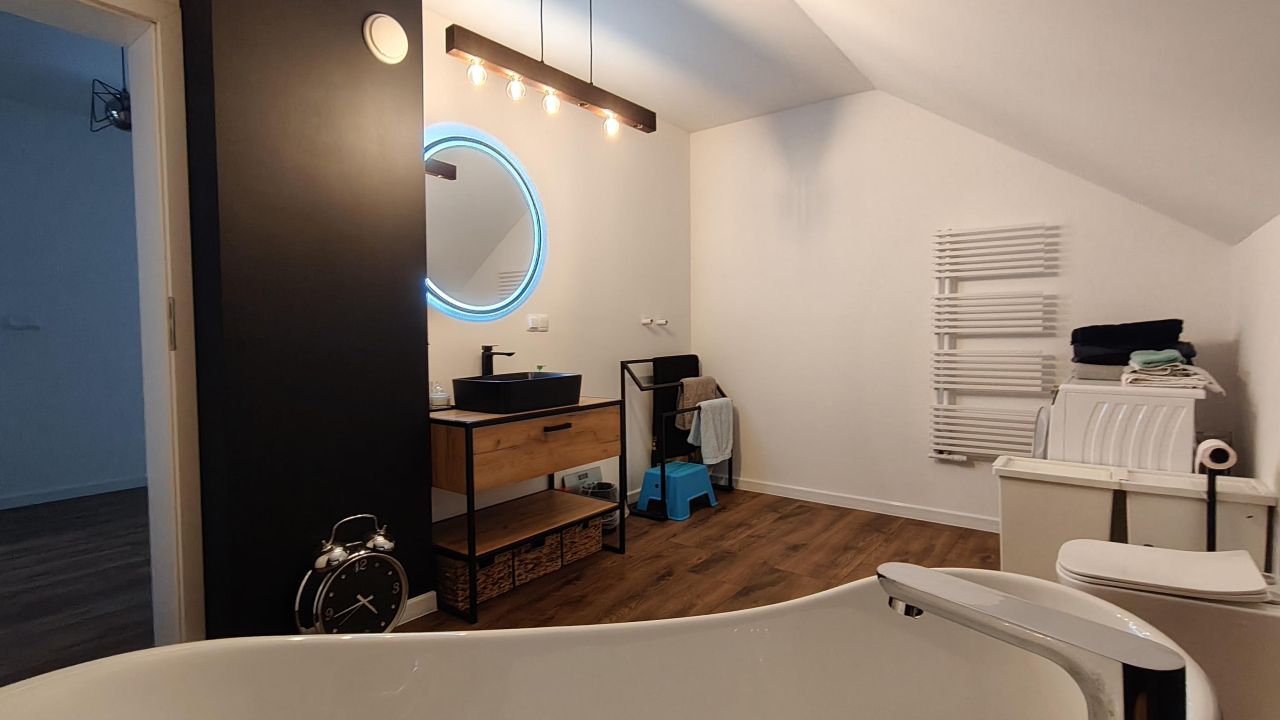 dom wolnostojący, 5 pokoi Jelenia Góra Centrum. Zdjęcie 8