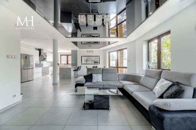 dom wolnostojący, 6 pokoi Dąbrówka Wielka. Zdjęcie 3