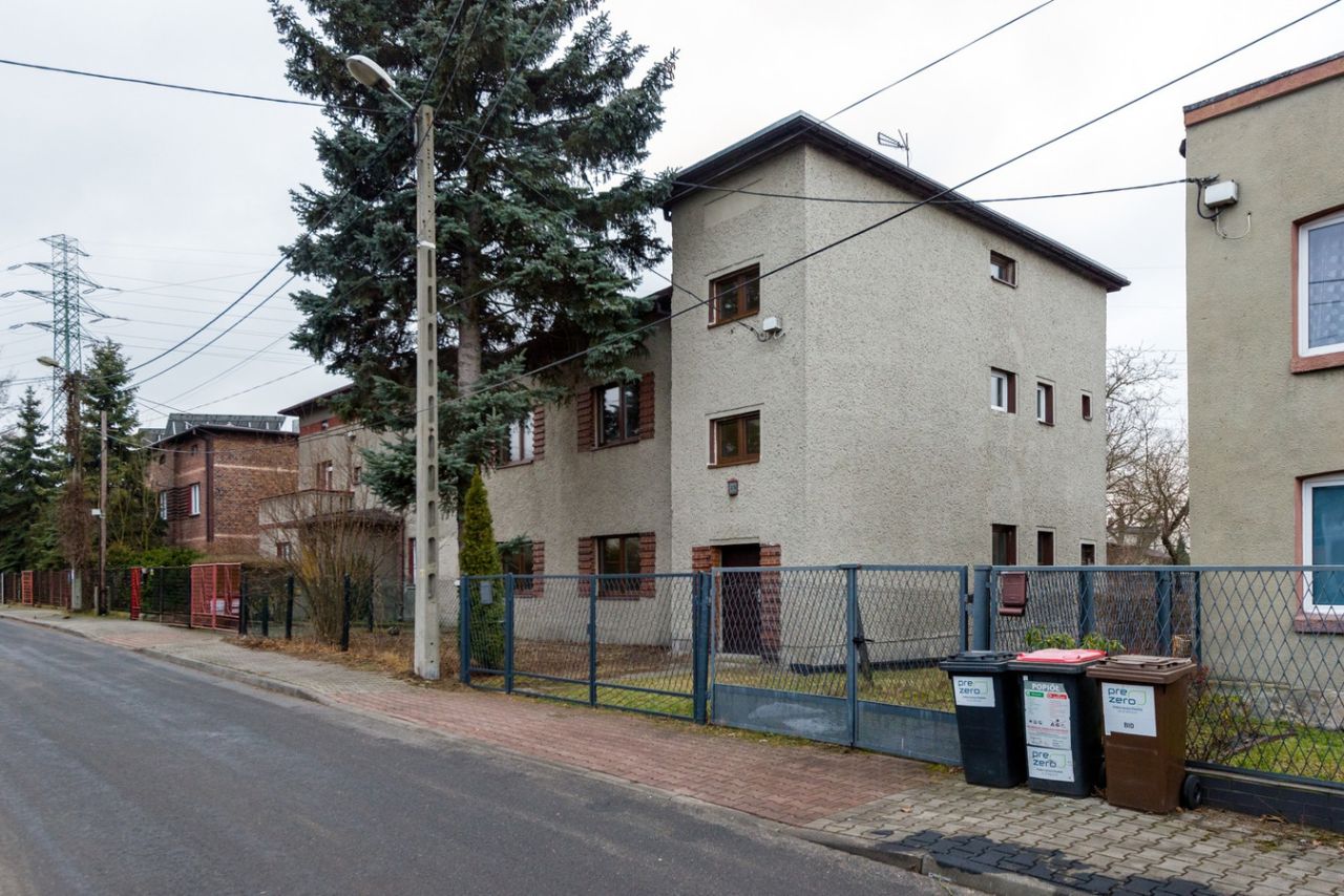 dom wolnostojący, 6 pokoi Ruda Śląska Halemba. Zdjęcie 1
