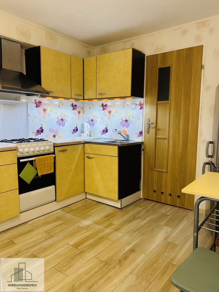 dom szeregowy, 11 pokoi Nikutowo. Zdjęcie 17