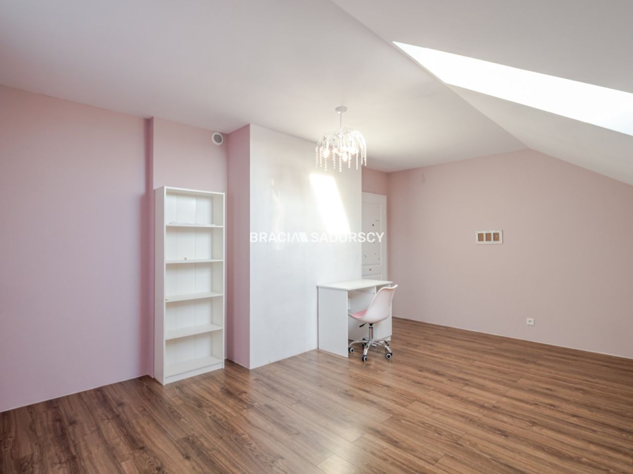 dom wolnostojący, 5 pokoi Krzyszkowice. Zdjęcie 25