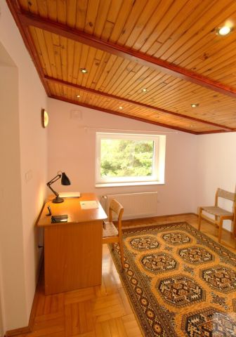 dom wolnostojący, 10 pokoi Łętownia. Zdjęcie 18