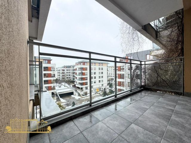 Mieszkanie 3-pokojowe Kraków, ul. Lubostroń. Zdjęcie 2