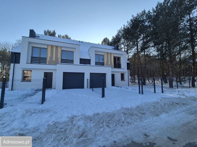 bliźniak, 6 pokoi Straszyn. Zdjęcie 1