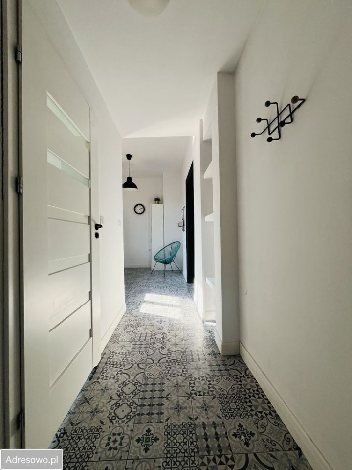 Mieszkanie 2-pokojowe Katowice Śródmieście, pl. dr. Józefa Rostka. Zdjęcie 2