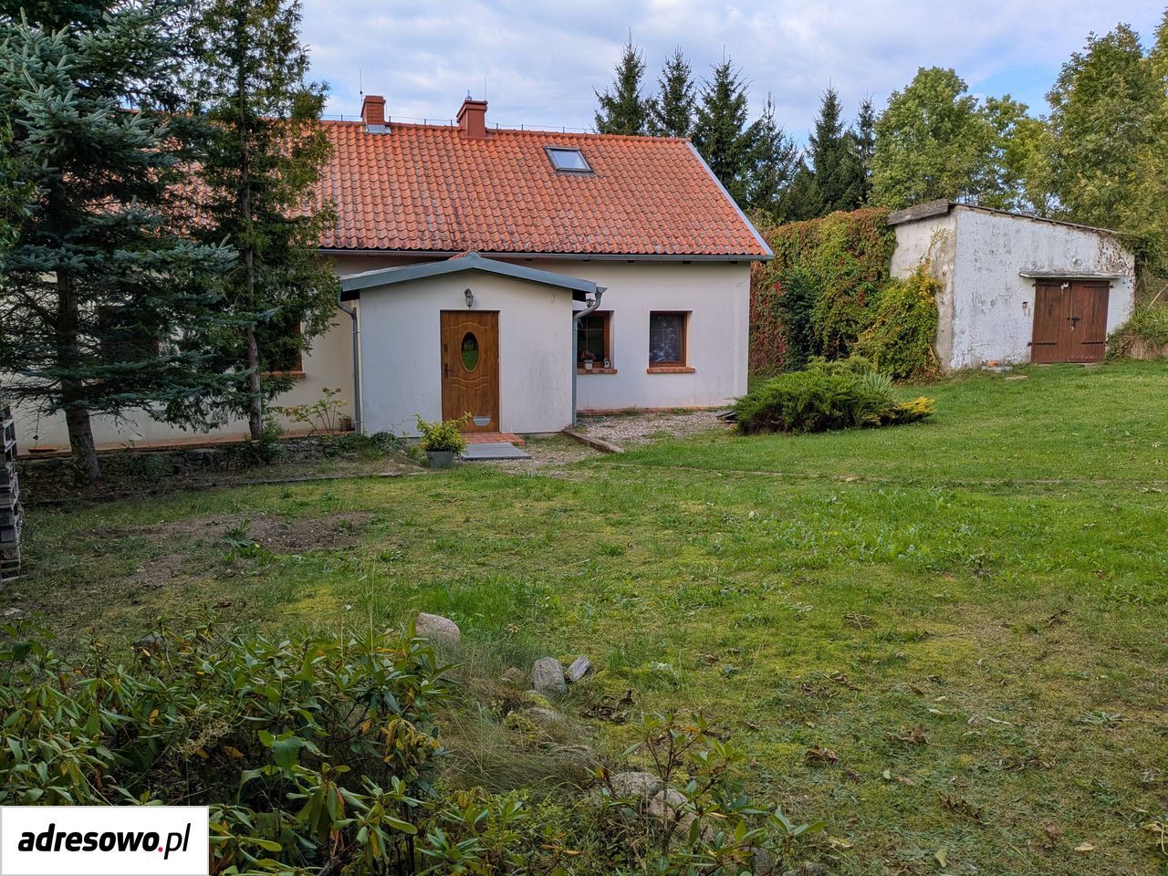 dom wolnostojący, 4 pokoje Maradki. Zdjęcie 1