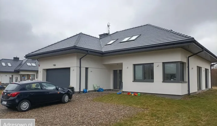 dom wolnostojący, 4 pokoje Okuniew, ul. Warszawska