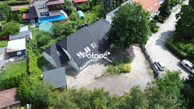 dom wolnostojący, 10 pokoi Bolesławiec, ul. Ludwika Pasteura. Zdjęcie 1