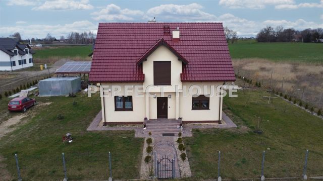 dom wolnostojący, 5 pokoi Lednogóra. Zdjęcie 5