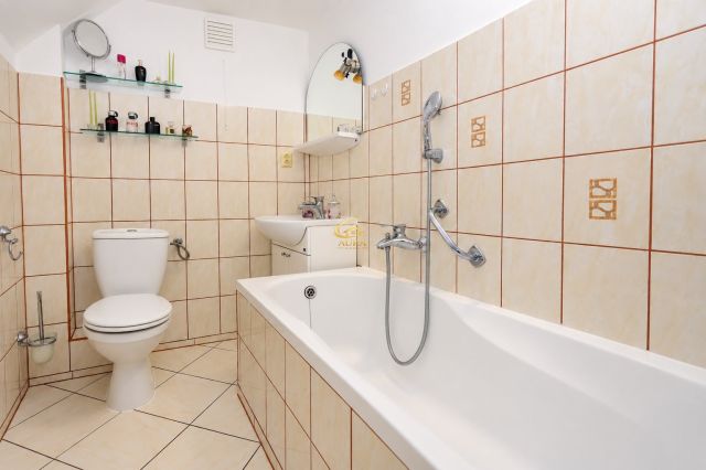 dom wolnostojący, 4 pokoje Wałbrzych Lubiechów, ul. Lisia. Zdjęcie 18