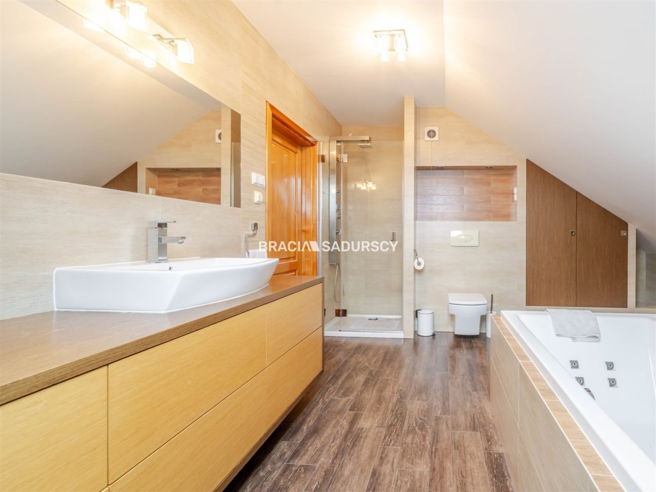 dom wolnostojący, 6 pokoi Sułków. Zdjęcie 21