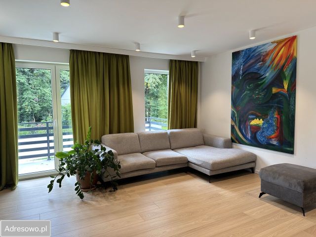 Mieszkanie 4-pokojowe Bielsko-Biała Mikuszowice Śląskie, ul. Długa. Zdjęcie 1
