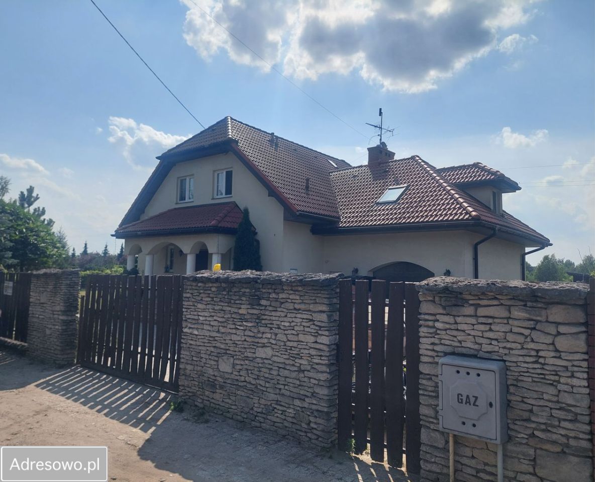 dom wolnostojący, 5 pokoi Marianów, al. Dębowa. Zdjęcie 1