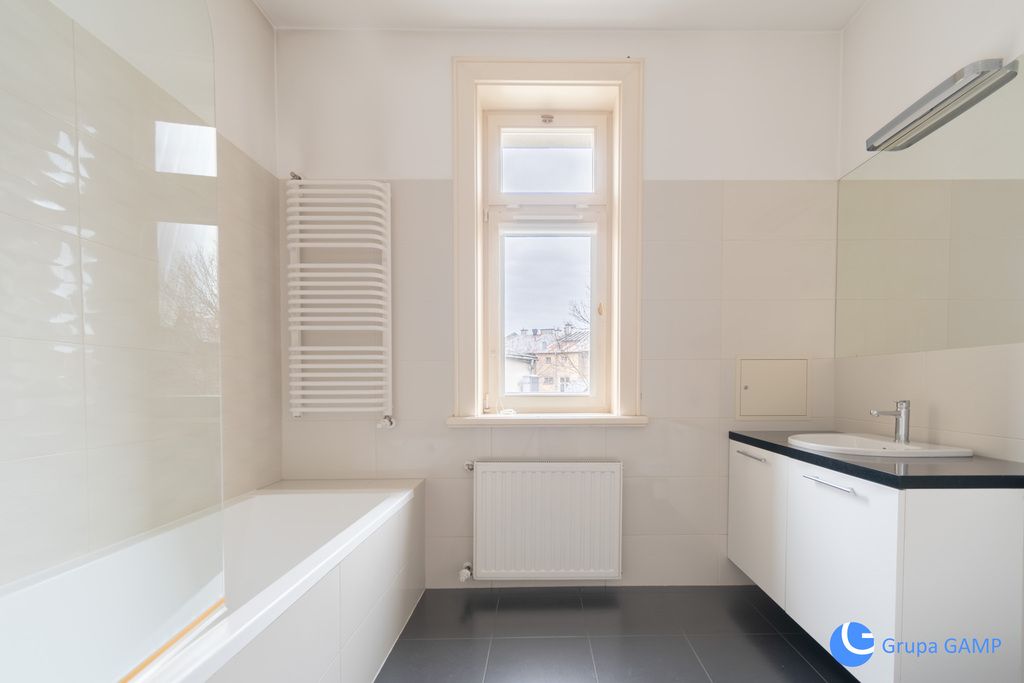 Mieszkanie 3-pokojowe Kraków Stare Miasto, ul. Józefa Sarego. Zdjęcie 10