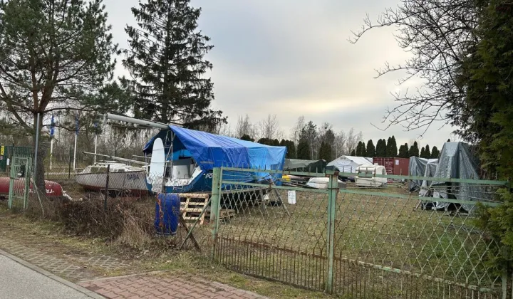 Działka inwestycyjna Łomianki, ul. Mokra