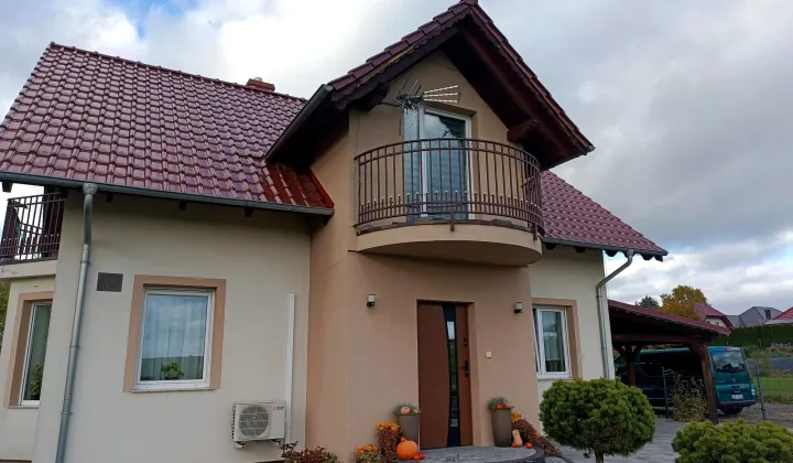 dom wolnostojący, 5 pokoi Nowogrodziec, ul. Sosnowa