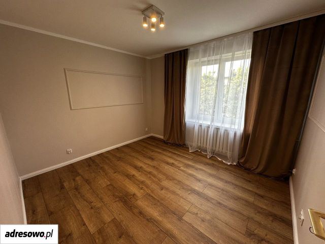 Mieszkanie 3-pokojowe Częstochowa Centrum, ul. Jasnogórska. Zdjęcie 1
