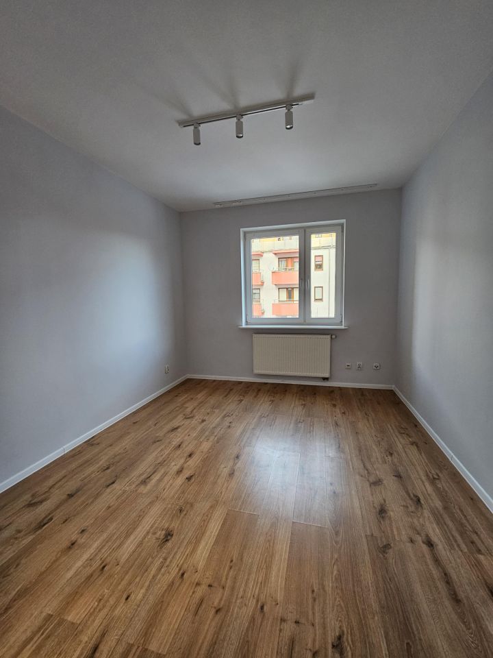 Mieszkanie 3-pokojowe Siedlce Centrum, ul. Nowy Świat. Zdjęcie 3