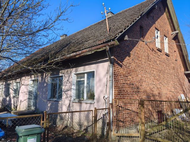 Nieruchomość komercyjna Czarne Wielkie. Zdjęcie 1